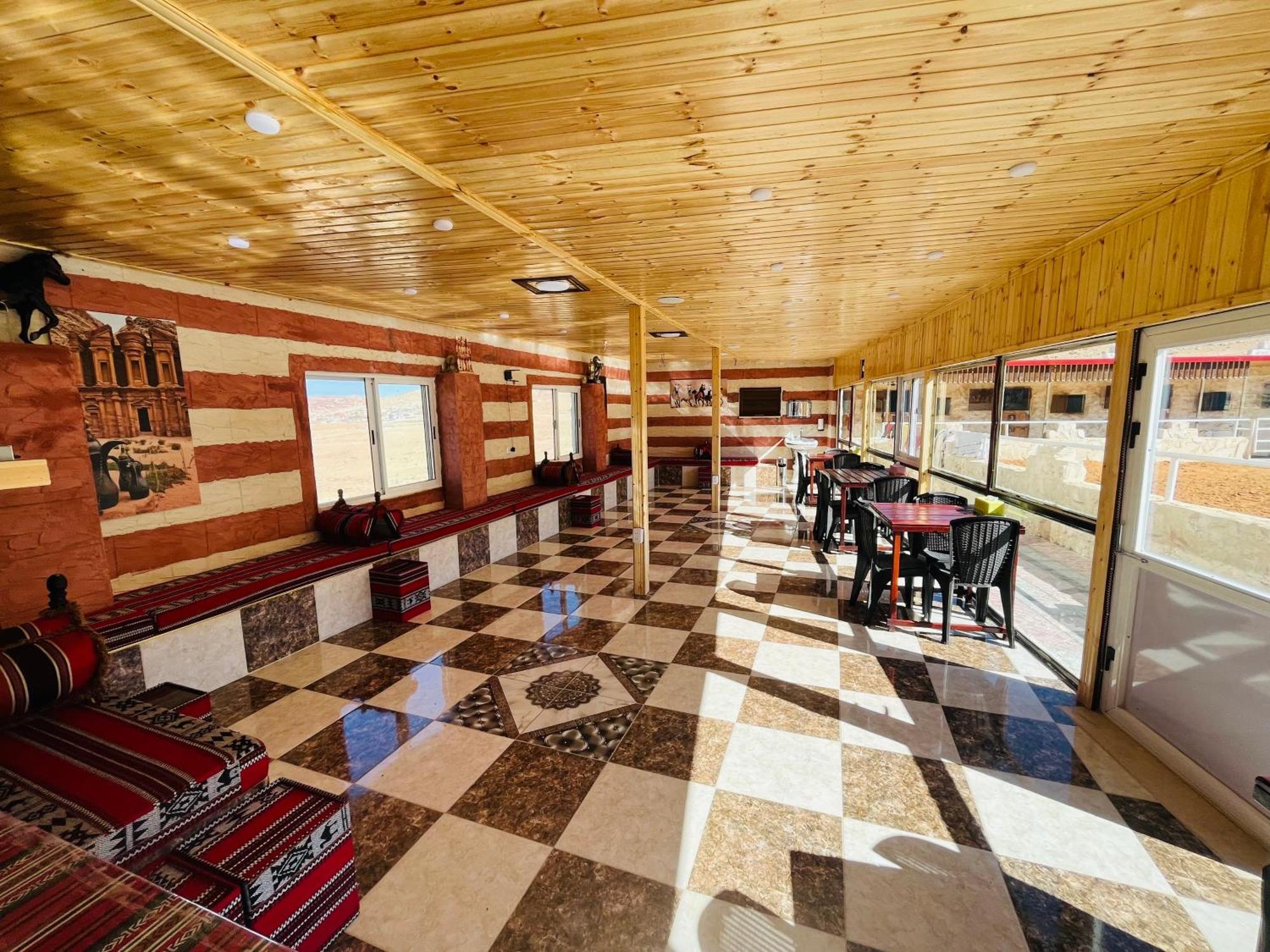 Petra Royal Ranch Bed & Breakfast Wadi Musa Exterior photo