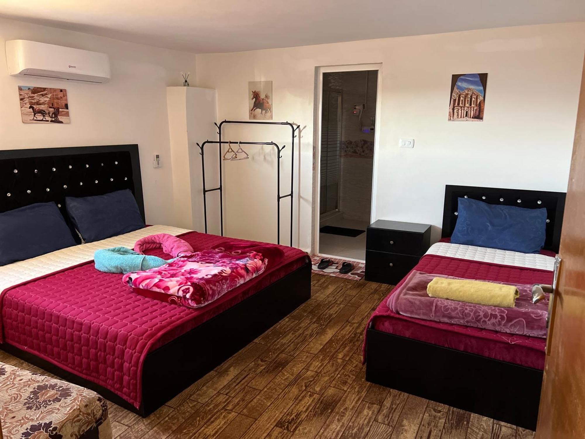 Petra Royal Ranch Bed & Breakfast Wadi Musa Exterior photo