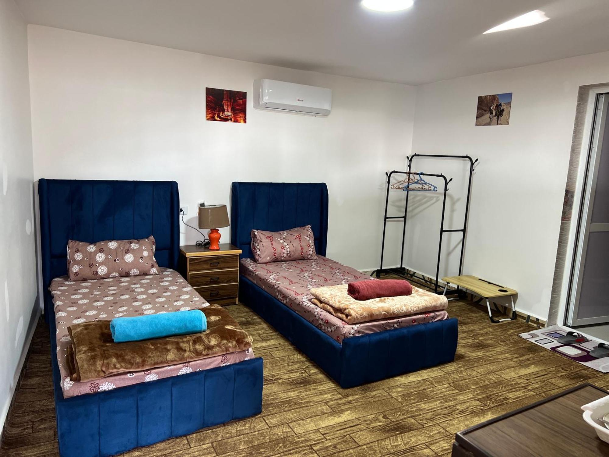 Petra Royal Ranch Bed & Breakfast Wadi Musa Exterior photo