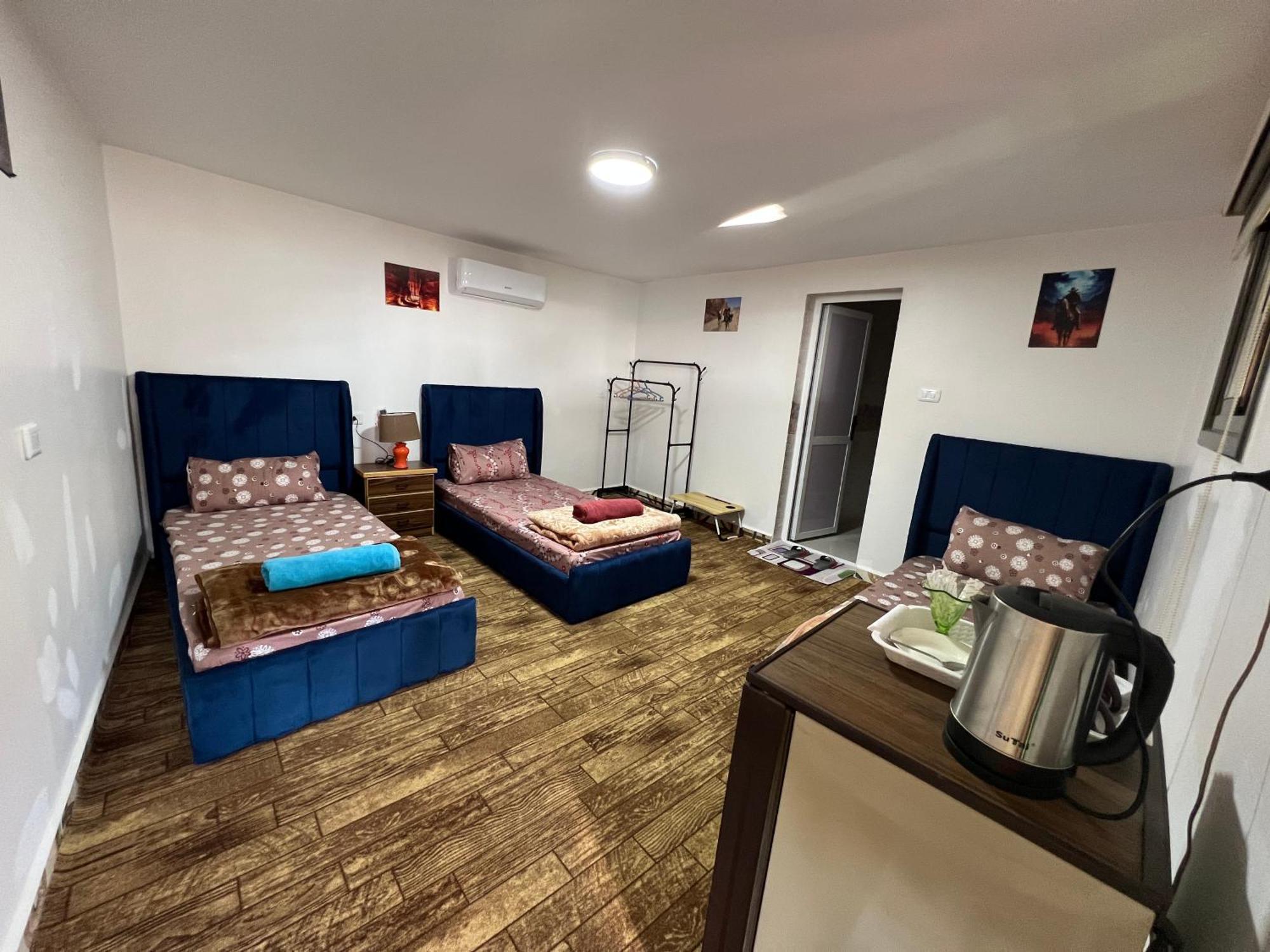 Petra Royal Ranch Bed & Breakfast Wadi Musa Exterior photo